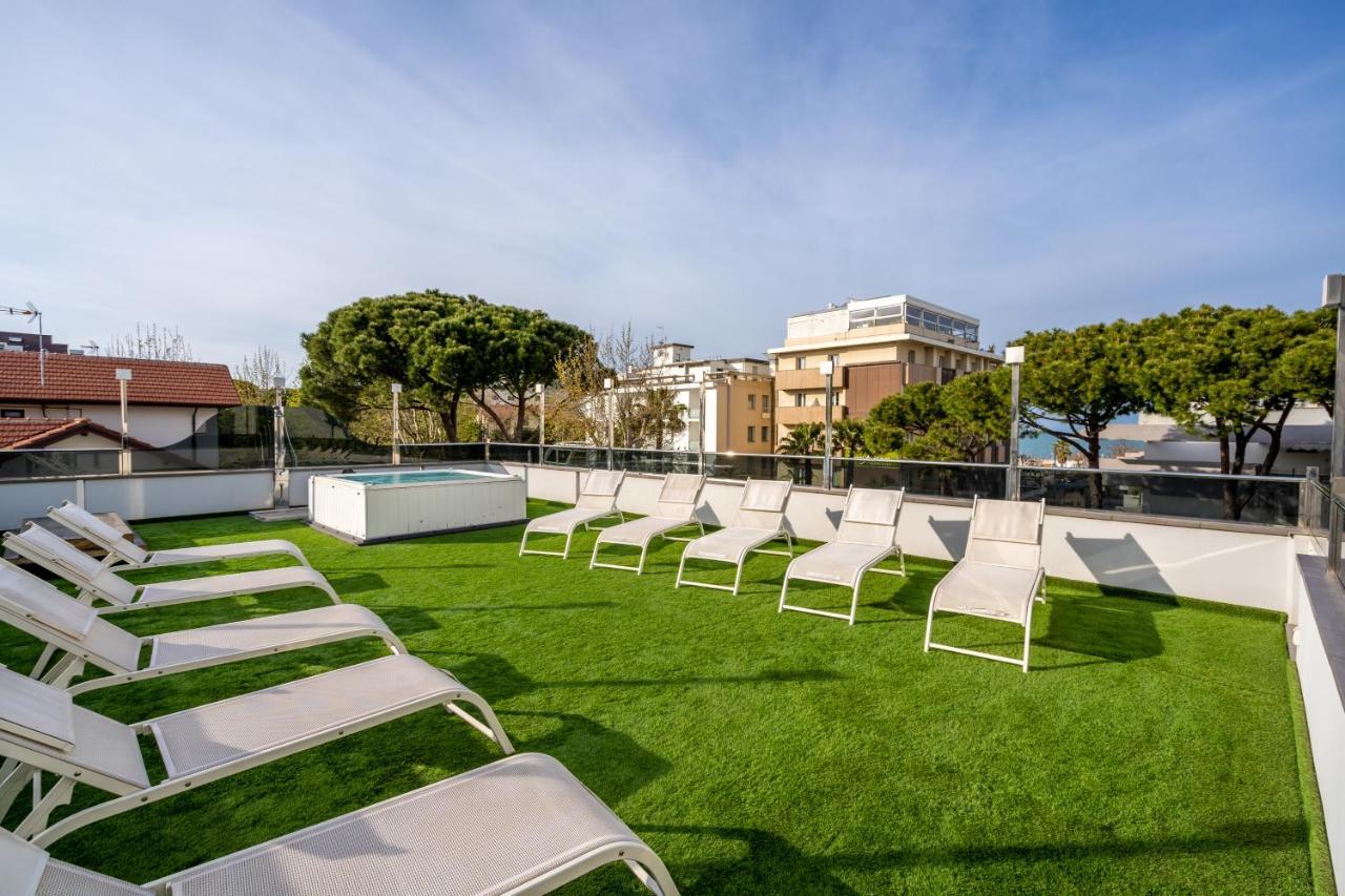 Royal Boutique Hotel Riccione Eksteriør billede