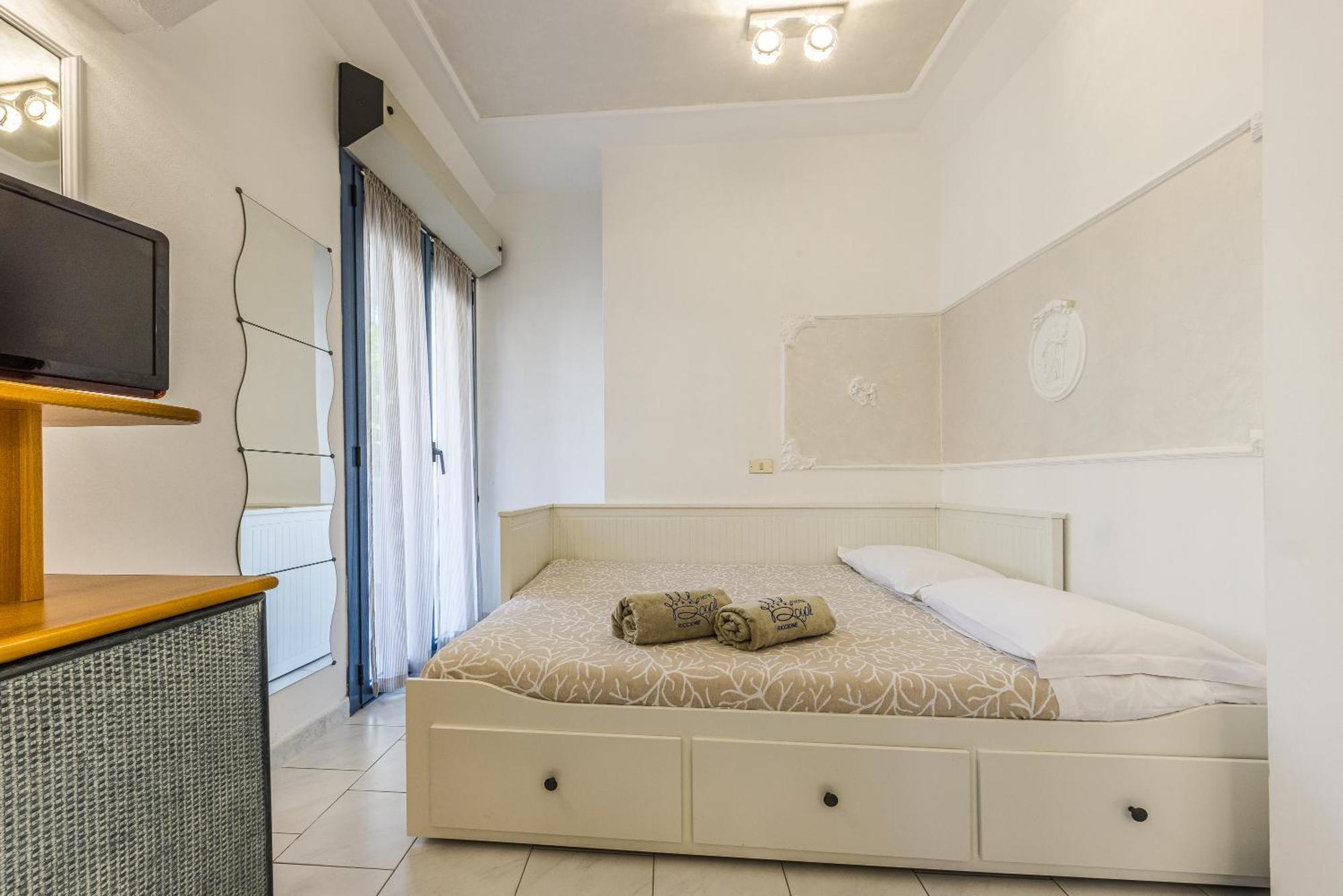 Royal Boutique Hotel Riccione Eksteriør billede