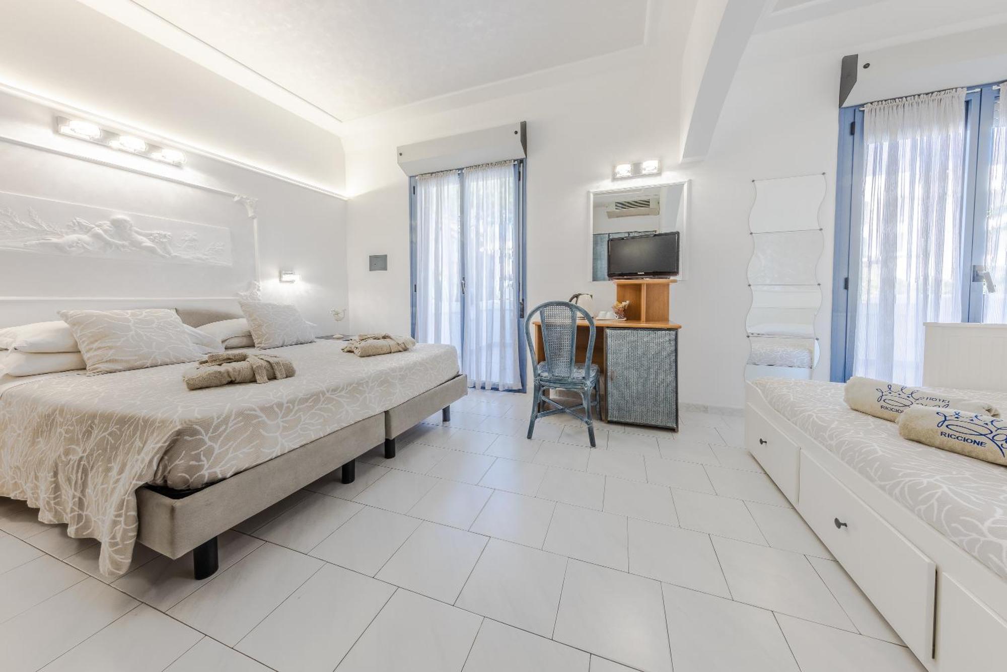 Royal Boutique Hotel Riccione Eksteriør billede