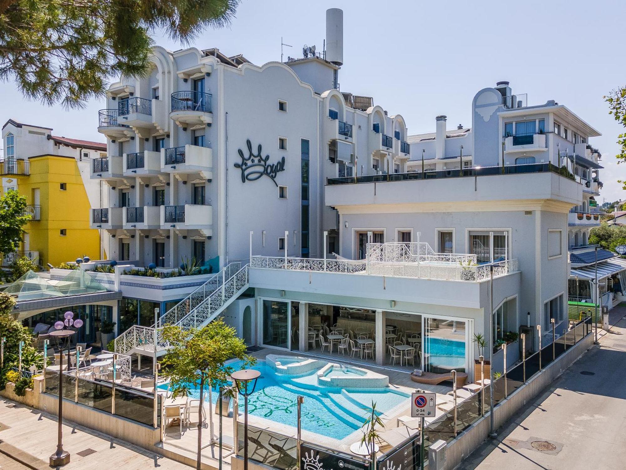 Royal Boutique Hotel Riccione Eksteriør billede