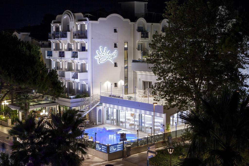 Royal Boutique Hotel Riccione Eksteriør billede