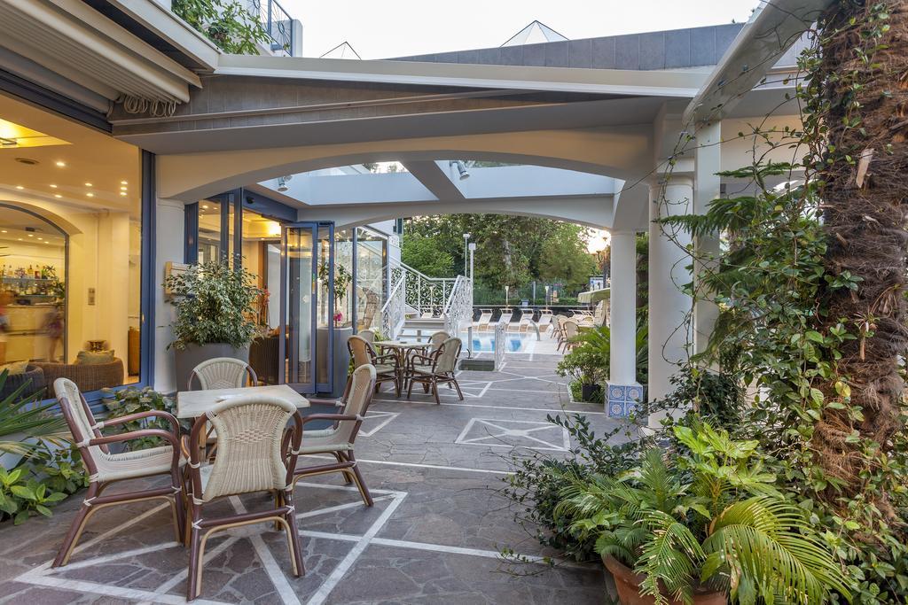 Royal Boutique Hotel Riccione Eksteriør billede
