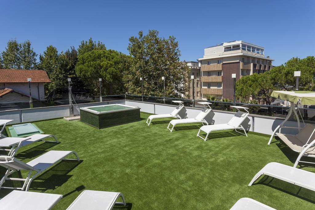 Royal Boutique Hotel Riccione Eksteriør billede