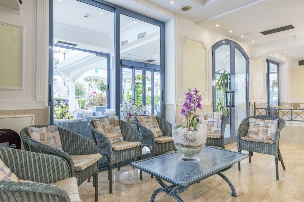 Royal Boutique Hotel Riccione Eksteriør billede